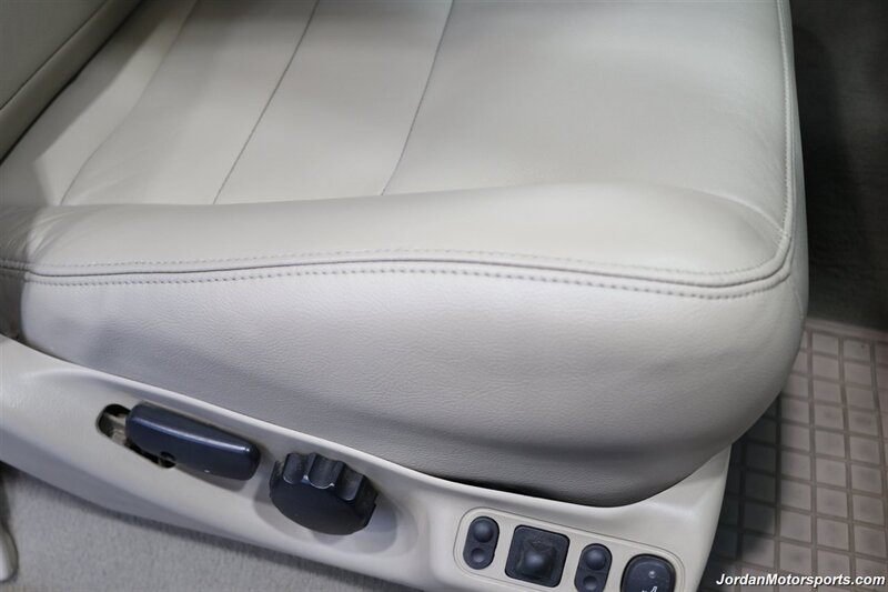 2005 Ford Excursion Limited   - Photo 73 - Portland, OR 97230