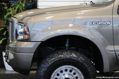 2005 Ford Excursion Limited   - Photo 46 - Portland, OR 97230