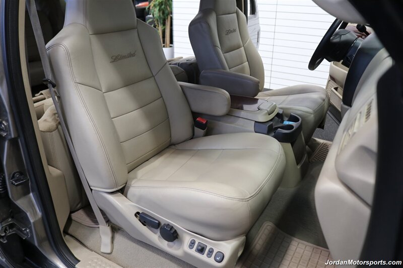 2005 Ford Excursion Limited   - Photo 17 - Portland, OR 97230