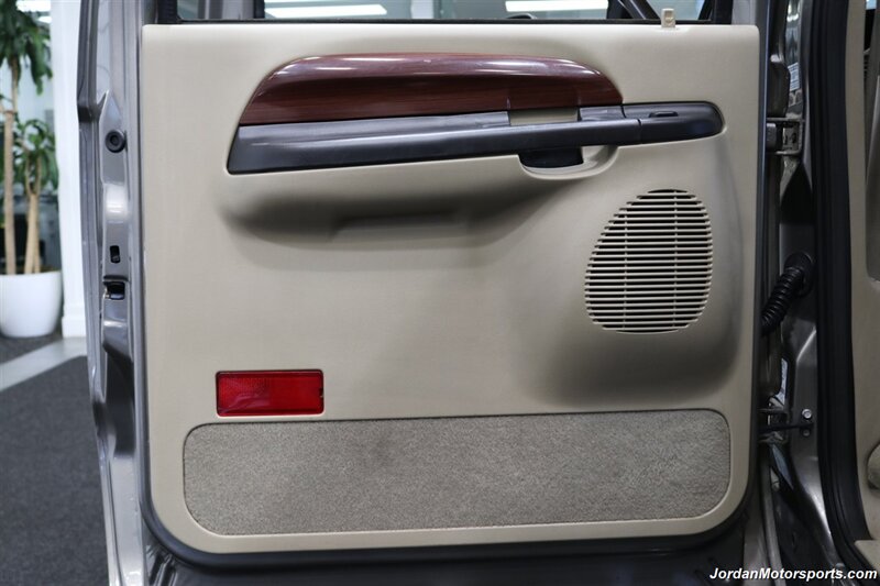 2005 Ford Excursion Limited   - Photo 64 - Portland, OR 97230