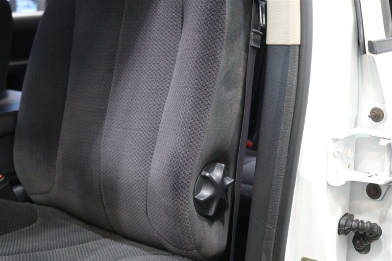 2004 Dodge Ram 3500 SLT - Photo 76 - Portland, OR 97230