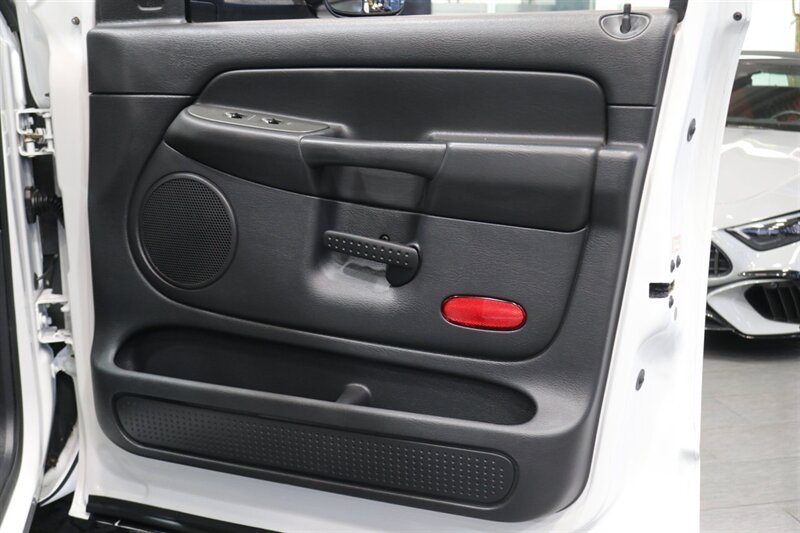 2004 Dodge Ram 3500 SLT - Photo 67 - Portland, OR 97230