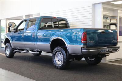 2002 Ford F-350 Super Duty Lariat 4dr Crew Cab Lariat 1-OWNER* NEVER HAD 5TH WHEEL-GOOSENECK* 0-RUST* ALL BOOKS-SERVICE RECORDS SINCE NEW-KEYS-WINDOW STICKER* NEW 2.5 "LEVEL LIFT W/ NEW 33 "BFG KO3s & BILSTEIN 5100s/ NEW BRAKES - ROTORS - Photo 6 - Portland, OR 97230