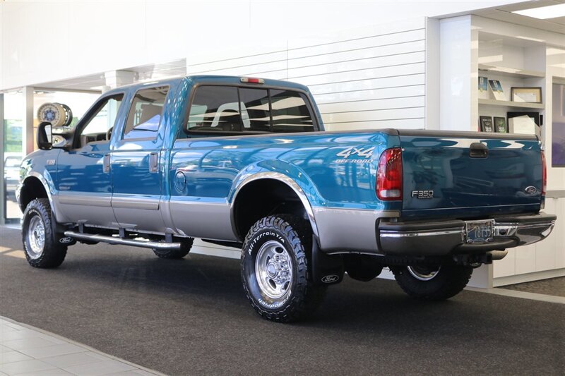 2002 Ford F-350 Super Duty Lariat 4dr Crew Cab Lariat 1-OWNER* NEVER HAD 5TH WHEEL-GOOSENECK* 0-RUST* ALL BOOKS-SERVICE RECORDS SINCE NEW-KEYS-WINDOW STICKER* NEW 2.5 "LEVEL LIFT W/ NEW 33 "BFG KO3s & BILSTEIN 5100s/ NEW BRAKES - ROTORS - Photo 6 - Portland, OR 97230
