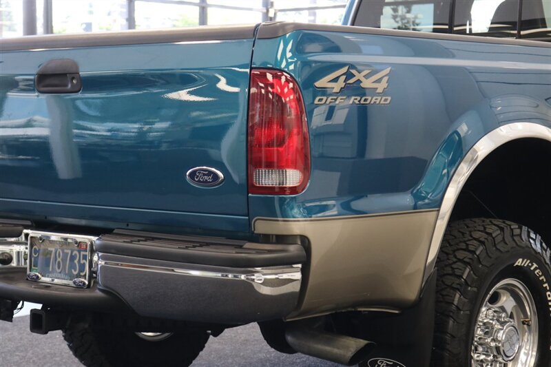2002 Ford F-350 Super Duty Lariat 4dr Crew Cab Lariat 1-OWNER* NEVER HAD 5TH WHEEL-GOOSENECK* 0-RUST* ALL BOOKS-SERVICE RECORDS SINCE NEW-KEYS-WINDOW STICKER* NEW 2.5 "LEVEL LIFT W/ NEW 33 "BFG KO3s & BILSTEIN 5100s/ NEW BRAKES - ROTORS - Photo 43 - Portland, OR 97230