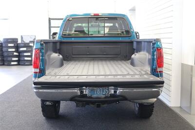 2002 Ford F-350 Super Duty Lariat 4dr Crew Cab Lariat 1-OWNER* NEVER HAD 5TH WHEEL-GOOSENECK* 0-RUST* ALL BOOKS-SERVICE RECORDS SINCE NEW-KEYS-WINDOW STICKER* NEW 2.5 "LEVEL LIFT W/ NEW 33 "BFG KO3s & BILSTEIN 5100s/ NEW BRAKES - ROTORS - Photo 15 - Portland, OR 97230