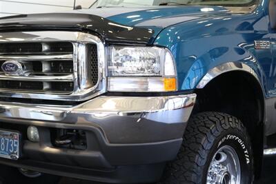 2002 Ford F-350 Super Duty Lariat 4dr Crew Cab Lariat 1-OWNER* NEVER HAD 5TH WHEEL-GOOSENECK* 0-RUST* ALL BOOKS-SERVICE RECORDS SINCE NEW-KEYS-WINDOW STICKER* NEW 2.5 "LEVEL LIFT W/ NEW 33 "BFG KO3s & BILSTEIN 5100s/ NEW BRAKES - ROTORS - Photo 12 - Portland, OR 97230