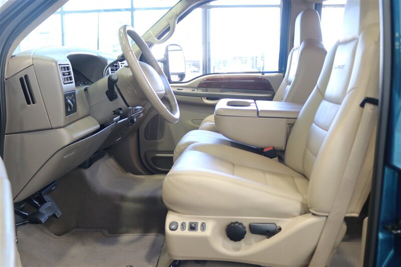 2002 Ford F-350 Super Duty Lariat 4dr Crew Cab Lariat 1-OWNER* NEVER HAD 5TH WHEEL-GOOSENECK* 0-RUST* ALL BOOKS-SERVICE RECORDS SINCE NEW-KEYS-WINDOW STICKER* NEW 2.5 "LEVEL LIFT W/ NEW 33 "BFG KO3s & BILSTEIN 5100s/ NEW BRAKES - ROTORS - Photo 79 - Portland, OR 97230
