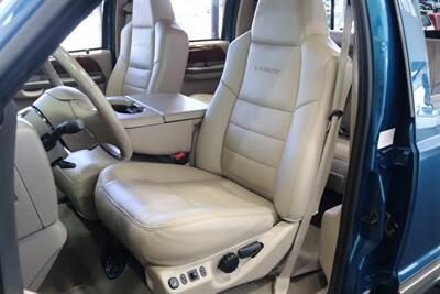 2002 Ford F-350 Super Duty Lariat 4dr Crew Cab Lariat 1-OWNER* NEVER HAD 5TH WHEEL-GOOSENECK* 0-RUST* ALL BOOKS-SERVICE RECORDS SINCE NEW-KEYS-WINDOW STICKER* NEW 2.5 "LEVEL LIFT W/ NEW 33 "BFG KO3s & BILSTEIN 5100s/ NEW BRAKES - ROTORS - Photo 16 - Portland, OR 97230