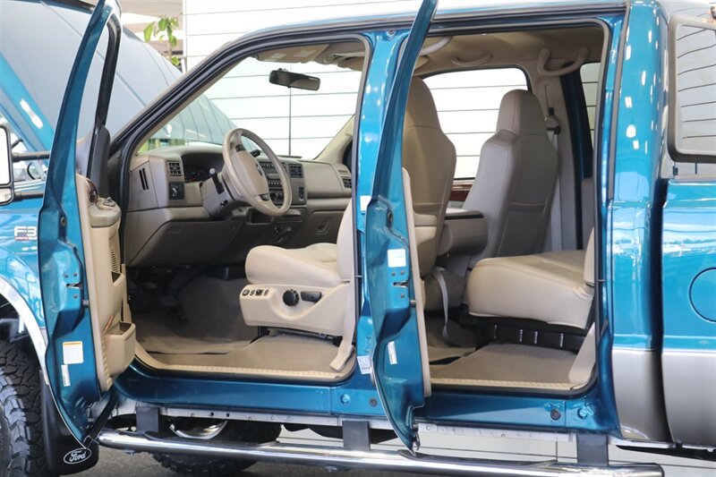 2002 Ford F-350 Super Duty Lariat 4dr Crew Cab Lariat 1-OWNER* NEVER HAD 5TH WHEEL-GOOSENECK* 0-RUST* ALL BOOKS-SERVICE RECORDS SINCE NEW-KEYS-WINDOW STICKER* NEW 2.5 "LEVEL LIFT W/ NEW 33 "BFG KO3s & BILSTEIN 5100s/ NEW BRAKES - ROTORS - Photo 61 - Portland, OR 97230