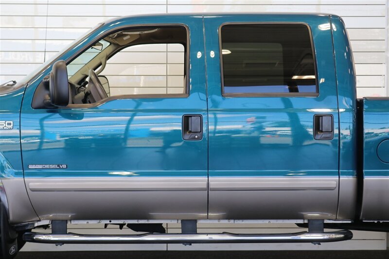 2002 Ford F-350 Super Duty Lariat 4dr Crew Cab Lariat 1-OWNER* NEVER HAD 5TH WHEEL-GOOSENECK* 0-RUST* ALL BOOKS-SERVICE RECORDS SINCE NEW-KEYS-WINDOW STICKER* NEW 2.5 "LEVEL LIFT W/ NEW 33 "BFG KO3s & BILSTEIN 5100s/ NEW BRAKES - ROTORS - Photo 51 - Portland, OR 97230
