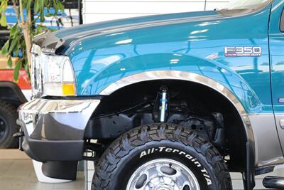 2002 Ford F-350 Super Duty Lariat 4dr Crew Cab Lariat 1-OWNER* NEVER HAD 5TH WHEEL-GOOSENECK* 0-RUST* ALL BOOKS-SERVICE RECORDS SINCE NEW-KEYS-WINDOW STICKER* NEW 2.5 "LEVEL LIFT W/ NEW 33 "BFG KO3s & BILSTEIN 5100s/ NEW BRAKES - ROTORS - Photo 49 - Portland, OR 97230