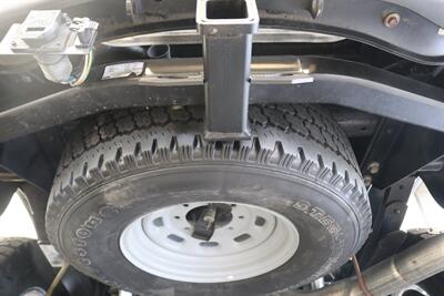 2002 Ford F-350 Super Duty Lariat 4dr Crew Cab Lariat 1-OWNER* NEVER HAD 5TH WHEEL-GOOSENECK* 0-RUST* ALL BOOKS-SERVICE RECORDS SINCE NEW-KEYS-WINDOW STICKER* NEW 2.5 "LEVEL LIFT W/ NEW 33 "BFG KO3s & BILSTEIN 5100s/ NEW BRAKES - ROTORS - Photo 32 - Portland, OR 97230