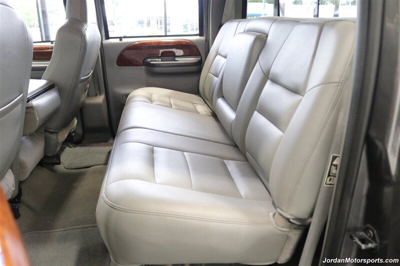 2003 Ford F-250 Lariat  SAME OWNER FOR LAST 20 YEARS* LEVELED ON NEW 35 " TOYO'S AT-3 10-PLY* SPRAY IN BED LINER* ALL BOOKS & KEYS* 0-RUST* FULL FRESH SERVICE* EXCELLENT CONDITION - Photo 20 - Portland, OR 97230