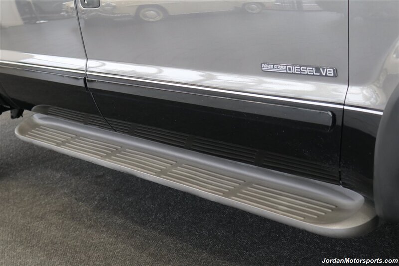 2003 Ford F-250 Lariat  SAME OWNER FOR LAST 20 YEARS* LEVELED ON NEW 35 " TOYO'S AT-3 10-PLY* SPRAY IN BED LINER* ALL BOOKS & KEYS* 0-RUST* FULL FRESH SERVICE* EXCELLENT CONDITION - Photo 41 - Portland, OR 97230
