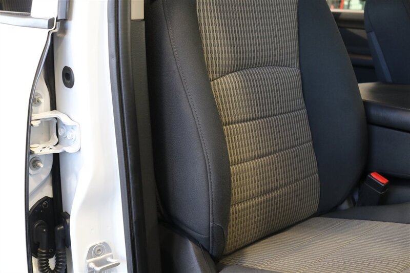 2012 RAM 2500 ST  1-OWNER* 23K MILES ORIGINAL* 6-SPEED MANUAL* 100% STOCK* 0-RUST* CREW CAB SHORT BED* GOOSENECK* NEW BILSTEIN 5100 SHOCKS WITH 3 "LEVEL KIT* NEW 35 " BFG KO3 10-PLYS* ALL BOOKS & 4-KEYS - Photo 65 - Portland, OR 97230