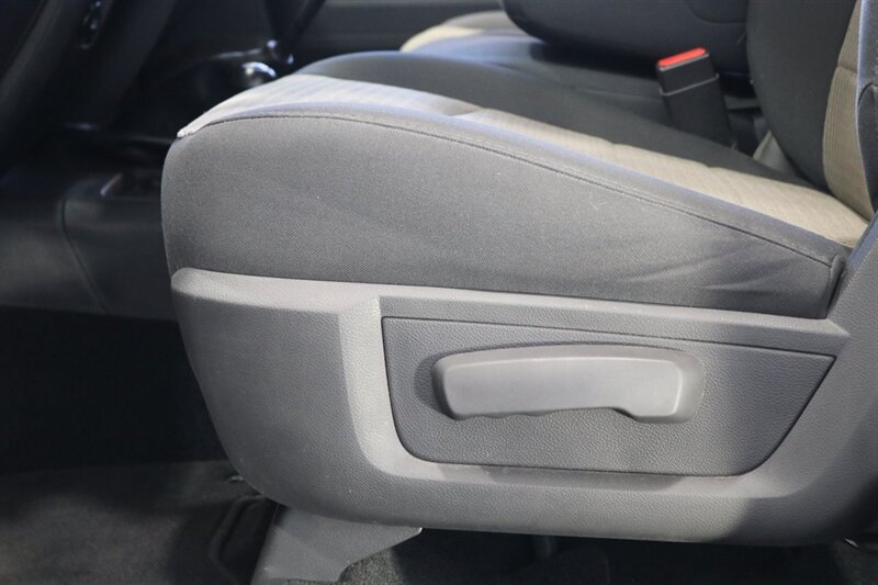 2012 RAM 2500 ST  1-OWNER* 23K MILES ORIGINAL* 6-SPEED MANUAL* 100% STOCK* 0-RUST* CREW CAB SHORT BED* GOOSENECK* NEW BILSTEIN 5100 SHOCKS WITH 3 "LEVEL KIT* NEW 35 " BFG KO3 10-PLYS* ALL BOOKS & 4-KEYS - Photo 60 - Portland, OR 97230