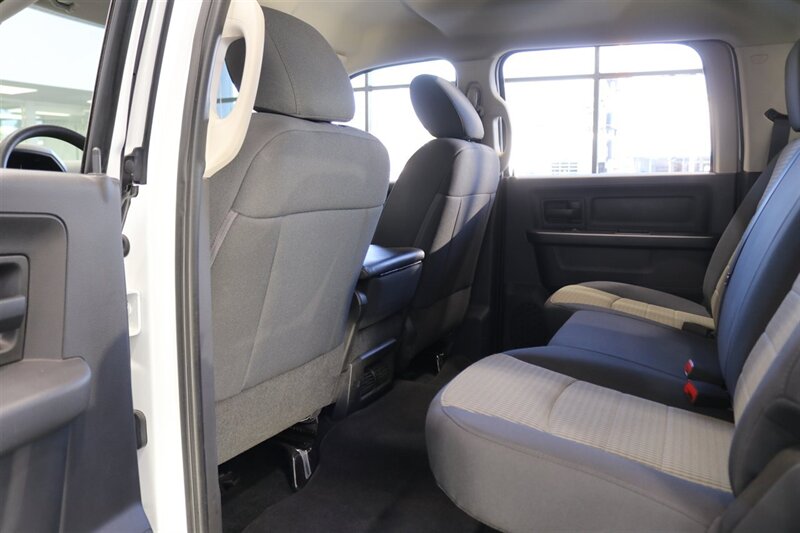 2012 RAM 2500 ST  1-OWNER* 23K MILES ORIGINAL* 6-SPEED MANUAL* 100% STOCK* 0-RUST* CREW CAB SHORT BED* GOOSENECK* NEW BILSTEIN 5100 SHOCKS WITH 3 "LEVEL KIT* NEW 35 " BFG KO3 10-PLYS* ALL BOOKS & 4-KEYS - Photo 76 - Portland, OR 97230