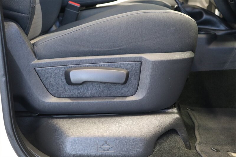 2012 RAM 2500 ST  1-OWNER* 23K MILES ORIGINAL* 6-SPEED MANUAL* 100% STOCK* 0-RUST* CREW CAB SHORT BED* GOOSENECK* NEW BILSTEIN 5100 SHOCKS WITH 3 "LEVEL KIT* NEW 35 " BFG KO3 10-PLYS* ALL BOOKS & 4-KEYS - Photo 61 - Portland, OR 97230