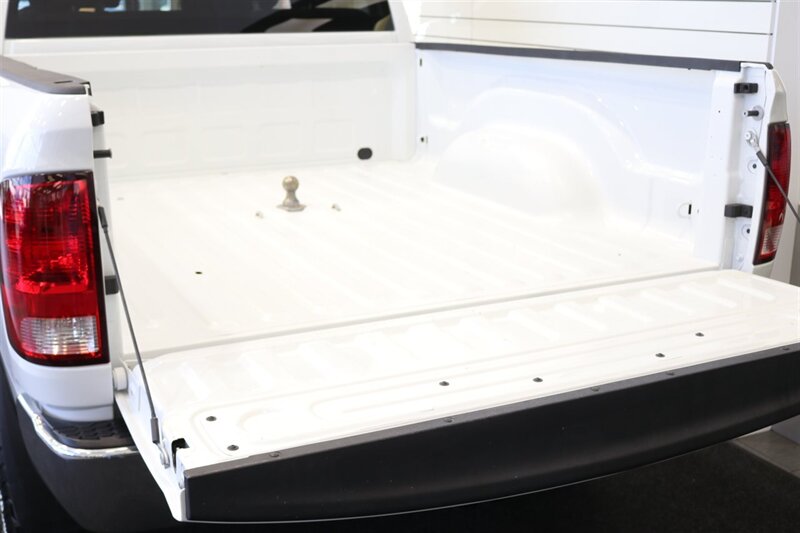 2012 RAM 2500 ST  1-OWNER* 23K MILES ORIGINAL* 6-SPEED MANUAL* 100% STOCK* 0-RUST* CREW CAB SHORT BED* GOOSENECK* NEW BILSTEIN 5100 SHOCKS WITH 3 "LEVEL KIT* NEW 35 " BFG KO3 10-PLYS* ALL BOOKS & 4-KEYS - Photo 41 - Portland, OR 97230