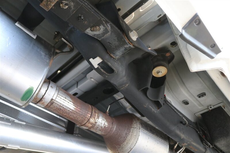 2012 RAM 2500 ST  1-OWNER* 23K MILES ORIGINAL* 6-SPEED MANUAL* 100% STOCK* 0-RUST* CREW CAB SHORT BED* GOOSENECK* NEW BILSTEIN 5100 SHOCKS WITH 3 "LEVEL KIT* NEW 35 " BFG KO3 10-PLYS* ALL BOOKS & 4-KEYS - Photo 34 - Portland, OR 97230