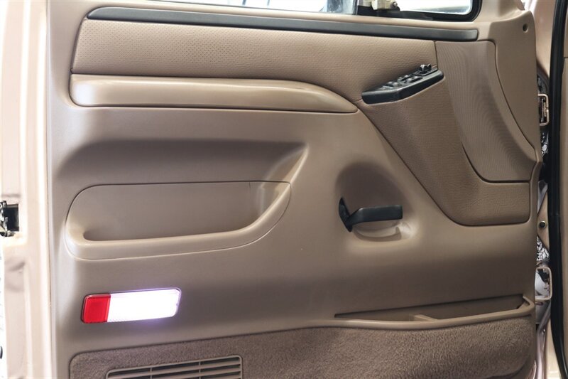 1996 Ford F-250 XLT   - Photo 36 - Portland, OR 97230