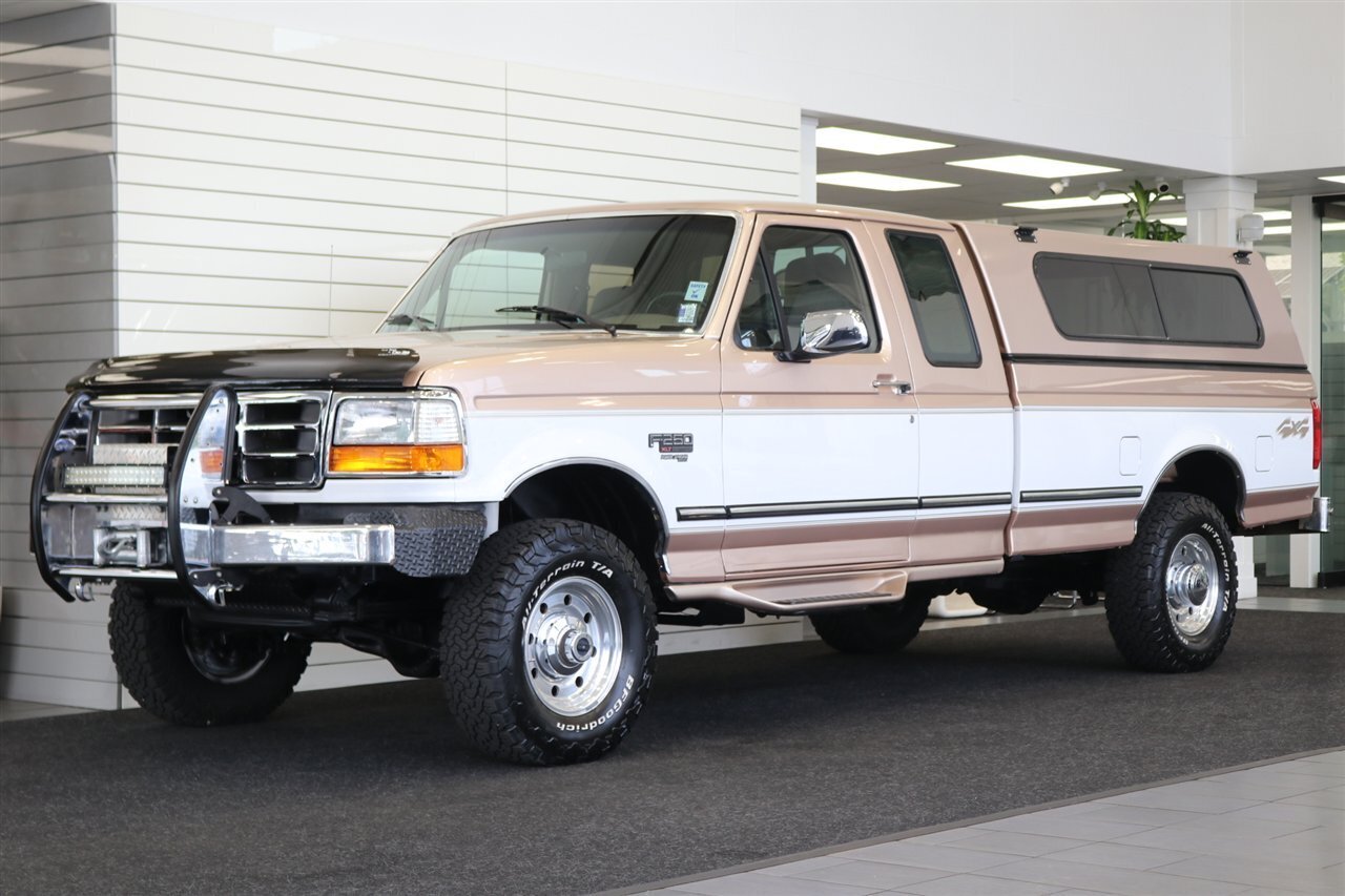 1996 Ford F-250 XLT   - Photo 1 - Portland, OR 97230
