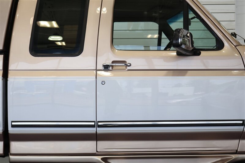 1996 Ford F-250 XLT   - Photo 27 - Portland, OR 97230