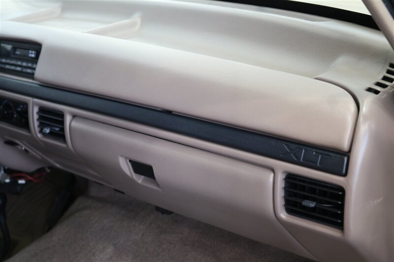 1996 Ford F-250 XLT   - Photo 45 - Portland, OR 97230