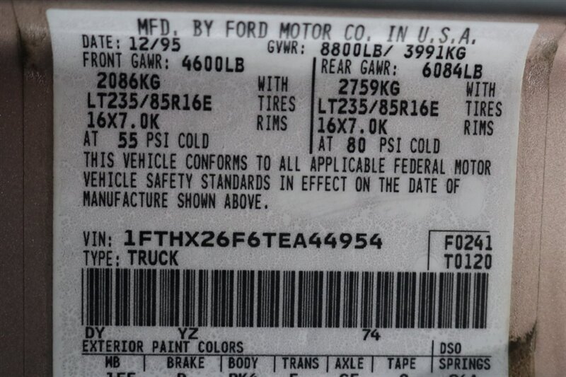 1996 Ford F-250 XLT   - Photo 25 - Portland, OR 97230