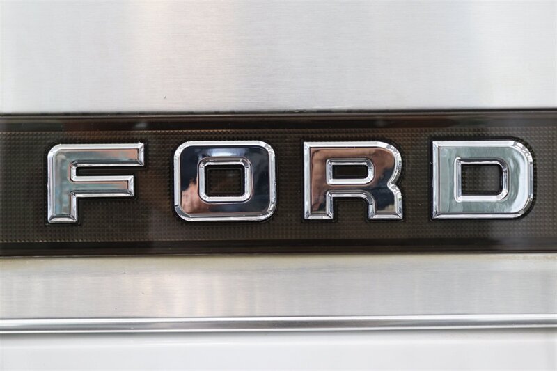 1996 Ford F-250 XLT   - Photo 84 - Portland, OR 97230