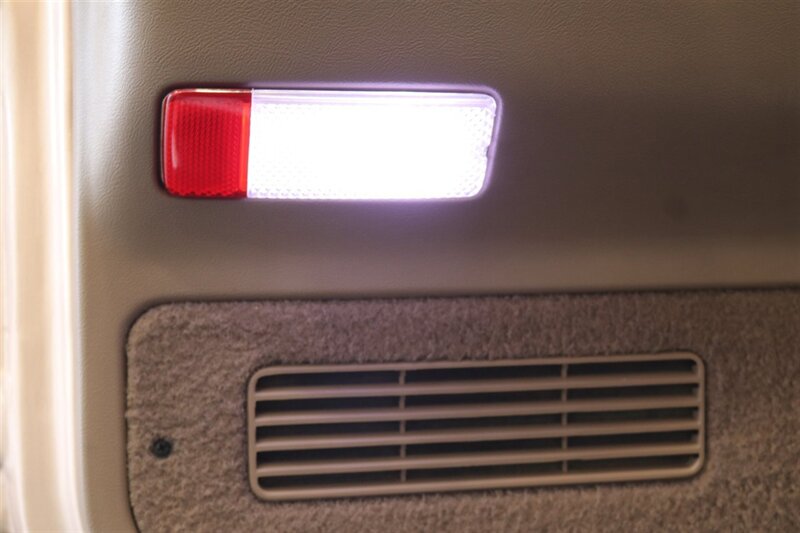 1996 Ford F-250 XLT   - Photo 73 - Portland, OR 97230