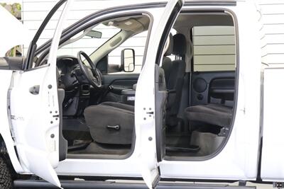 2005 Dodge Ram 2500 SLT  100% RUST FREE* LIKE NEW BED W/SPRAY IN BED LINER* REAR AIR BAGS* NV 5600 W/ MANUAL TRASFER CASE MECHANICAL* NEW 17 "PRO COMPS* NEW 35 " BFGK KO3s* ALL SERVICE RECORDS SINCE NEW @DODGE DEALER* 0-RUST - Photo 42 - Portland, OR 97230