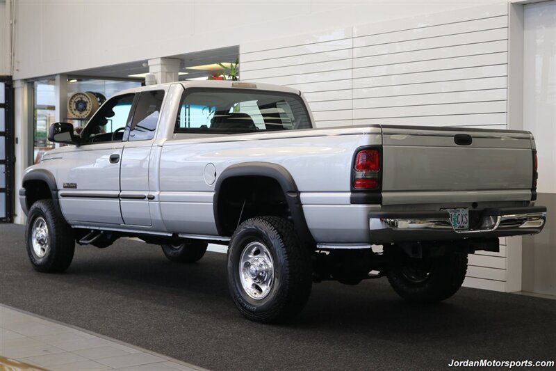 2002 Dodge Ram 2500 ST  5.9L WITH 5-SPEED MANUAL* RUST FREE* NEVER HAD 5TH WHEEL OR GOOSNECK* REAR AIRBAGS* NEW 33 " COOPER ALL TERRAIN 10-PLYS* 4X4* NEW BRAKES-ROTORS-CALIPERS* ALL BOOKS & KEYS - Photo 5 - Portland, OR 97230