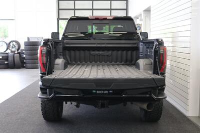 2024 GMC Sierra 3500 AT4  1-OWNER* 4 " COGNITO LIFT W/ FOX SHOCKS* 20 " FUELS 35 " TOYO R/Ts* AT4 PREM PLUS PKG*  PAINT MATCHED FLARES* FULL FRONT PPF* ALL BOOKS & 2-KEYS - Photo 86 - Portland, OR 97230