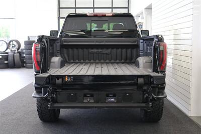 2024 GMC Sierra 3500 AT4  1-OWNER* 4 " COGNITO LIFT W/ FOX SHOCKS* 20 " FUELS 35 " TOYO R/Ts* AT4 PREM PLUS PKG*  PAINT MATCHED FLARES* FULL FRONT PPF* ALL BOOKS & 2-KEYS - Photo 17 - Portland, OR 97230