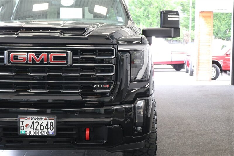 2024 GMC Sierra 3500 AT4  1-OWNER* 4 " COGNITO LIFT W/ FOX SHOCKS* 20 " FUELS 35 " TOYO R/Ts* AT4 PREM PLUS PKG*  PAINT MATCHED FLARES* FULL FRONT PPF* ALL BOOKS & 2-KEYS - Photo 54 - Portland, OR 97230