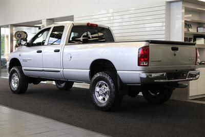 2006 Dodge Ram 3500 100% RUST FREE* 100% STOCK NEVER TUNED* NEW 3 "FABTEC LEVEL KIT W/BILSTEIN 5100s* NEW 35 "TOYO A/T III* NEW BRAKE CALIPERS-ROTORS-PADS-COOLANT FLUSH-BRAKE FLUID FLUSH-BELTS-AC SERVICE* DEALER SERVICED - Photo 5 - Portland, OR 97230