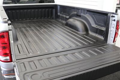 2006 Dodge Ram 3500 100% RUST FREE* 100% STOCK NEVER TUNED* NEW 3 "FABTEC LEVEL KIT W/BILSTEIN 5100s* NEW 35 "TOYO A/T III* NEW BRAKE CALIPERS-ROTORS-PADS-COOLANT FLUSH-BRAKE FLUID FLUSH-BELTS-AC SERVICE* DEALER SERVICED - Photo 56 - Portland, OR 97230