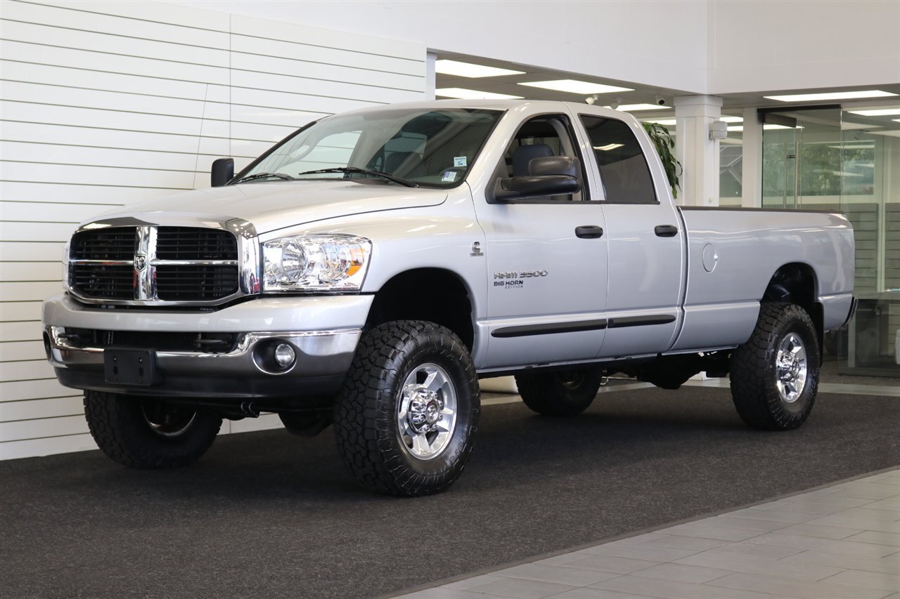 2006 Dodge Ram 3500  100% RUST FREE* 100% STOCK NEVER TUNED* NEW 3 "FABTEC LEVEL KIT W/BILSTEIN 5100s* NEW 35 "TOYO A/T III* NEW BRAKE CALIPERS-ROTORS-PADS-COOLANT FLUSH-BRAKE FLUID FLUSH-BELTS-AC SERVICE* DEALER SERVICED - Photo 1 - Portland, OR 97230