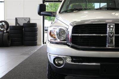 2006 Dodge Ram 3500 100% RUST FREE* 100% STOCK NEVER TUNED* NEW 3 "FABTEC LEVEL KIT W/BILSTEIN 5100s* NEW 35 "TOYO A/T III* NEW BRAKE CALIPERS-ROTORS-PADS-COOLANT FLUSH-BRAKE FLUID FLUSH-BELTS-AC SERVICE* DEALER SERVICED - Photo 39 - Portland, OR 97230