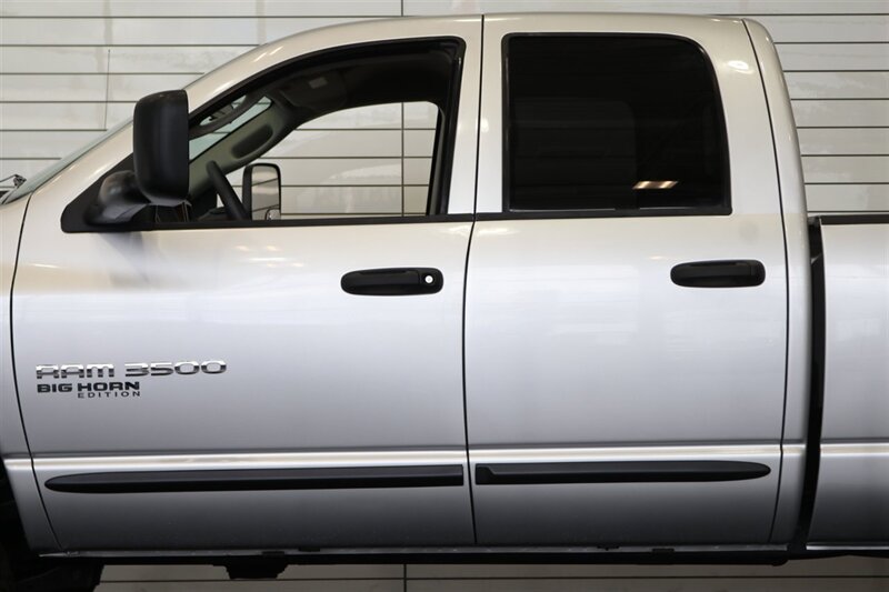 2006 Dodge Ram 3500 100% RUST FREE* 100% STOCK NEVER TUNED* NEW 3 "FABTEC LEVEL KIT W/BILSTEIN 5100s* NEW 35 "TOYO A/T III* NEW BRAKE CALIPERS-ROTORS-PADS-COOLANT FLUSH-BRAKE FLUID FLUSH-BELTS-AC SERVICE* DEALER SERVICED - Photo 42 - Portland, OR 97230