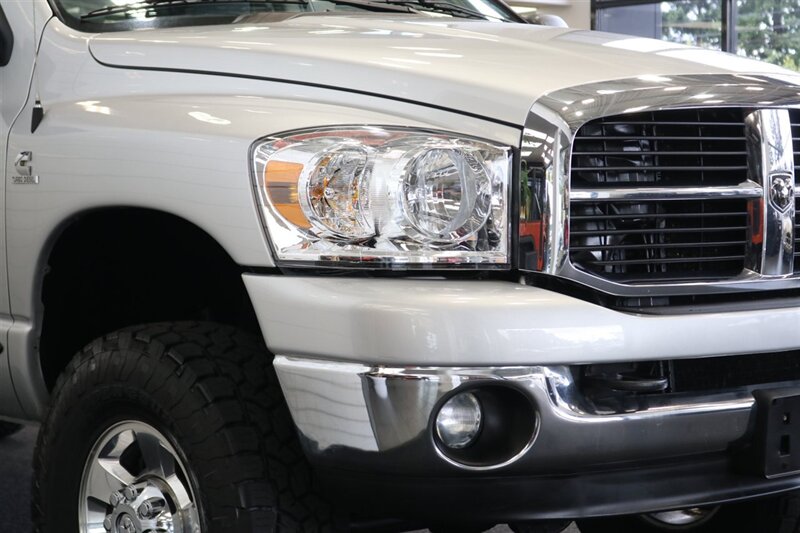 2006 Dodge Ram 3500 100% RUST FREE* 100% STOCK NEVER TUNED* NEW 3 "FABTEC LEVEL KIT W/BILSTEIN 5100s* NEW 35 "TOYO A/T III* NEW BRAKE CALIPERS-ROTORS-PADS-COOLANT FLUSH-BRAKE FLUID FLUSH-BELTS-AC SERVICE* DEALER SERVICED - Photo 14 - Portland, OR 97230