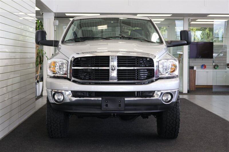 2006 Dodge Ram 3500 100% RUST FREE* 100% STOCK NEVER TUNED* NEW 3 "FABTEC LEVEL KIT W/BILSTEIN 5100s* NEW 35 "TOYO A/T III* NEW BRAKE CALIPERS-ROTORS-PADS-COOLANT FLUSH-BRAKE FLUID FLUSH-BELTS-AC SERVICE* DEALER SERVICED - Photo 7 - Portland, OR 97230