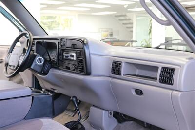 1995 Dodge Ram 2500 SLT Laramie 100% RUST FREE* NEW WINDOW OUT FULL REPAINT / BUFFED / WET SANDED / POLISHED* NEW 3 " LEVEL LIFT W/ BILSTEIN 5100s* NEW 35 " FALKEN A/T 4Ws* NEW FUEL PUMP - NEW LIFT PUMP - AC SERVICE - Photo 82 - Portland, OR 97230