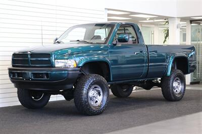 1995 Dodge Ram 2500 SLT Laramie 100% RUST FREE* NEW WINDOW OUT FULL REPAINT / BUFFED / WET SANDED / POLISHED* NEW 3 " LEVEL LIFT W/ BILSTEIN 5100s* NEW 35 " FALKEN A/T 4Ws* NEW FUEL PUMP - NEW LIFT PUMP - AC SERVICE - Photo 3 - Portland, OR 97230