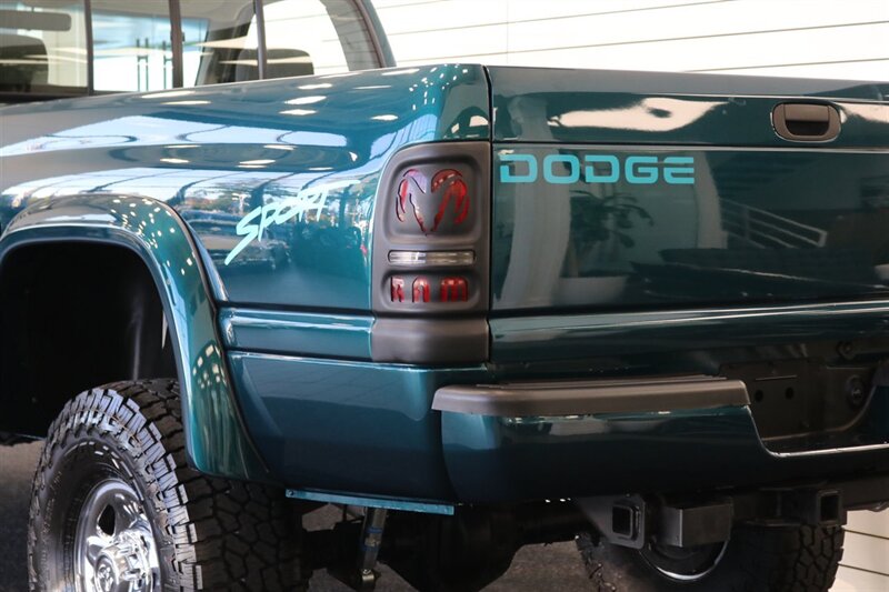1995 Dodge Ram 2500 SLT Laramie 100% RUST FREE* NEW WINDOW OUT FULL REPAINT / BUFFED / WET SANDED / POLISHED* NEW 3 " LEVEL LIFT W/ BILSTEIN 5100s* NEW 35 " FALKEN A/T 4Ws* NEW FUEL PUMP - NEW LIFT PUMP - AC SERVICE - Photo 53 - Portland, OR 97230
