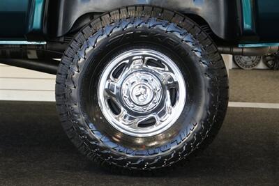 1995 Dodge Ram 2500 SLT Laramie 100% RUST FREE* NEW WINDOW OUT FULL REPAINT / BUFFED / WET SANDED / POLISHED* NEW 3 " LEVEL LIFT W/ BILSTEIN 5100s* NEW 35 " FALKEN A/T 4Ws* NEW FUEL PUMP - NEW LIFT PUMP - AC SERVICE - Photo 64 - Portland, OR 97230