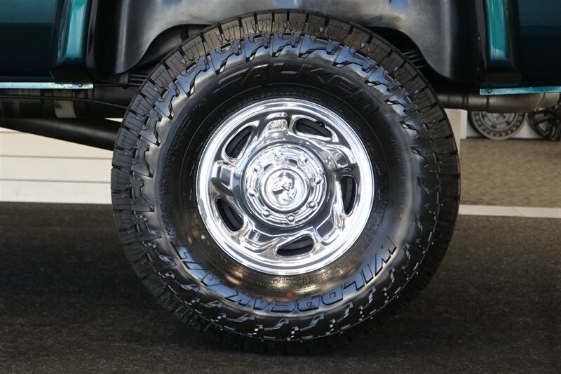 1995 Dodge Ram 2500 SLT Laramie 100% RUST FREE* NEW WINDOW OUT FULL REPAINT / BUFFED / WET SANDED / POLISHED* NEW 3 " LEVEL LIFT W/ BILSTEIN 5100s* NEW 35 " FALKEN A/T 4Ws* NEW FUEL PUMP - NEW LIFT PUMP - AC SERVICE - Photo 64 - Portland, OR 97230