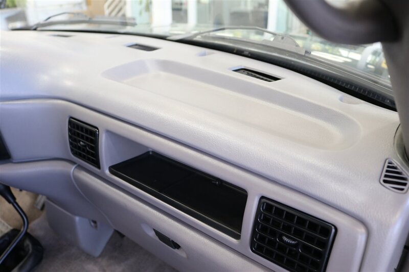 1995 Dodge Ram 2500 SLT Laramie 100% RUST FREE* NEW WINDOW OUT FULL REPAINT / BUFFED / WET SANDED / POLISHED* NEW 3 " LEVEL LIFT W/ BILSTEIN 5100s* NEW 35 " FALKEN A/T 4Ws* NEW FUEL PUMP - NEW LIFT PUMP - AC SERVICE - Photo 88 - Portland, OR 97230
